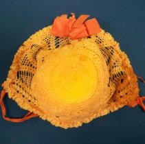 Baby bonnet-back view