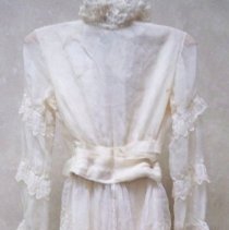 Wedding dress, Lillian Zimmerman Peik, 1915, back view