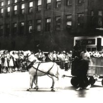 David Albrecht & Peter Stibal in circus parade