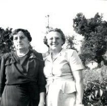 Anna Braun & Adele Elftmann