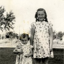 Dorothy & Marlene Buhrow