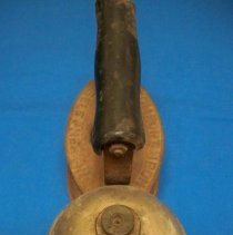 "Comfort" self heating gas iron