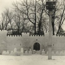 Hutchinson Ice Palace, 1933