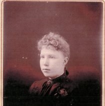 Unknown woman by J. H. Gravenslund, Hutchinson