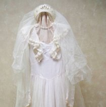 Phyllis Zierke Weseloh wedding gown, 1944 - with veil