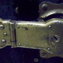 Hartmann wardrobe trunk detail