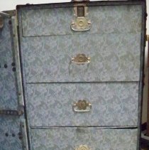 Hartmann wardrobe trunk