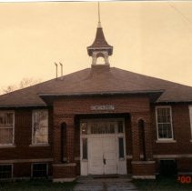 District 11, Komensky, Front Entrance