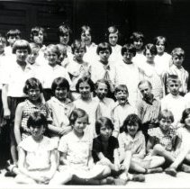 Hutchinson, MN school children-Graduating class of 1937