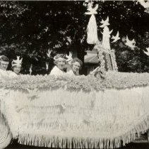 KWIZ Klub float, Glencoe, July 4, 1924