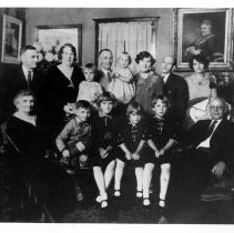 O. D. Hutchinson Family, 1927-Three Generations.