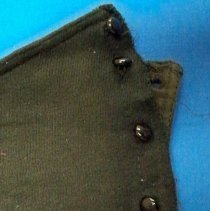 Ladies' legging button detail