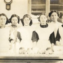 Stevens Seminary bread baking class