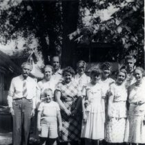 Pust Family with Elftmanns