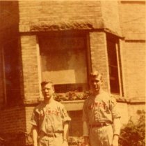 Dale Roth (in glasses) and Gale Roth