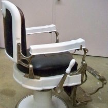 Barber chair