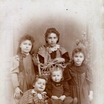 Young Family Hutchinson 189_