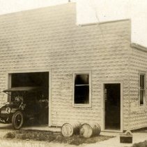 Automotive business, Brownton, MN