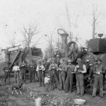 Will Sauter's threshing crew