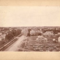 Hutchinson Main St looking north
