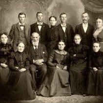 Jeremiah & Sarah Hulett Nobles family c.1900