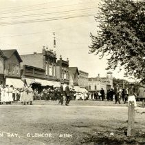 Franklin & Greeley Aves., Glencoe, MN, Decoration Day