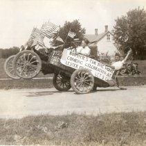 Lester Prairie, MN parade unit