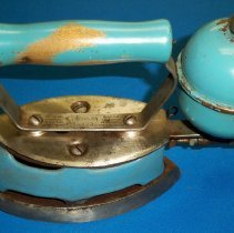 Coleman Instant-Lite gas iron