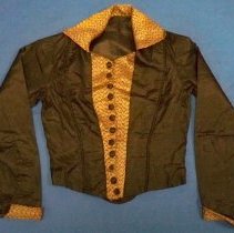 Long sleeved silk fitted shirtwaist