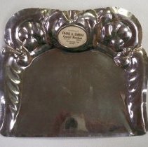 Novelty crumb catcher tray