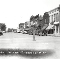 Street Scene-Glencoe