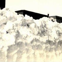 Large snow bank on Main Street, Hutchinson, MN