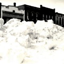Large snow bank on Main Street, Hutchinson, MN