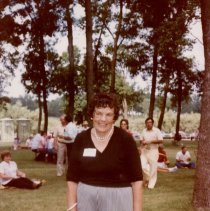 Former elementery school teacher Julia Loughrey Ribbens