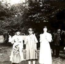 Red Cross picnic 1917