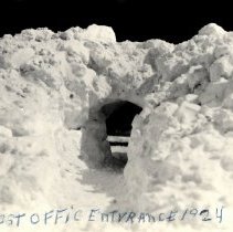 Main Street, Hutchinson, MN after March 1924 snowstorm