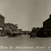 Main Street , Hutchinson, MN