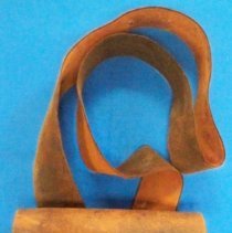 Civil War leather cartridge box with shoulder strap