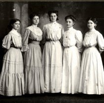 Petrich sisters & cousin