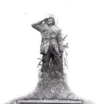 Chief Little Crow statue & monument