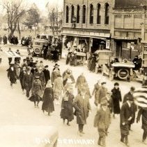 WWI Victory Parade, Hutchinson MN, 1918