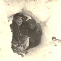 Snow Tunnel, 1924 snowstorm, Hutchinson, MN
