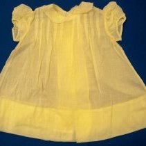 Infant's yellow dress