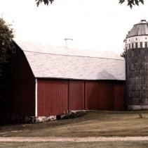 Art Heller barn