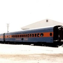 Dakota Rail dinner train, dining cars