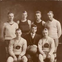 1920 Hutchinson boys basketball team