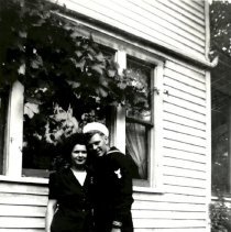 Viola & Hilburn Elke, 1943