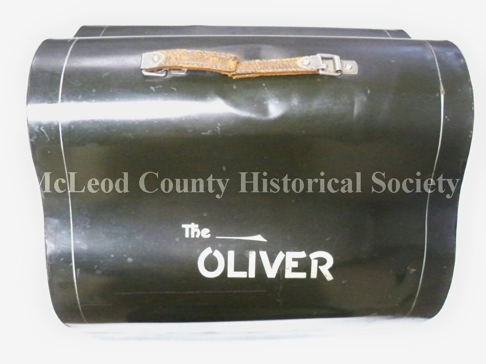 Typewriter - Oliver No. 5 typewriter | McLeod County Historical