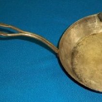 Small novelty metal frying pan