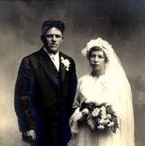 Fred & Adelia Knick Winterfeldt, 1915